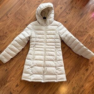 Abercrombie & Fitch Long Stretch Lightweight Puffer Coat – Size Small